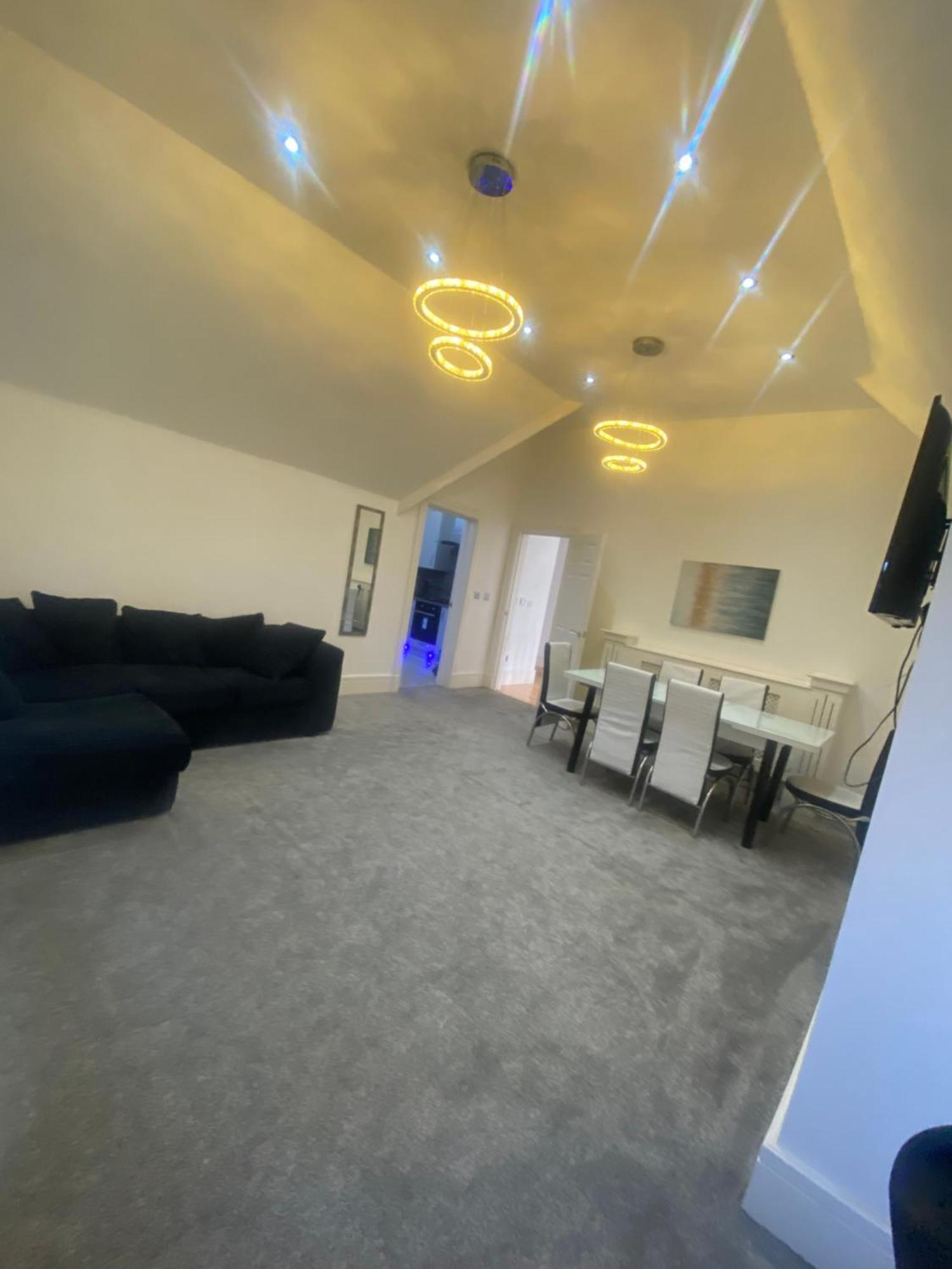 Apartamento Penthouse Apt8 Wolverhampton Exterior foto